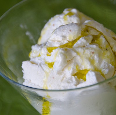 Olive Oil Tasting in Paso Robles + Homemade Vanilla Bean Ice Cream Recipe